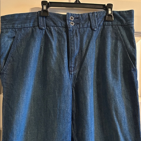Old Navy High Rise Denim Jeans - Picture 4 of 7